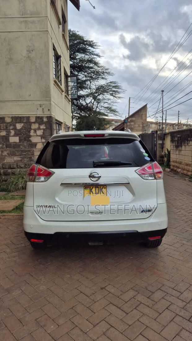 Nissan X-Trail 2015 White