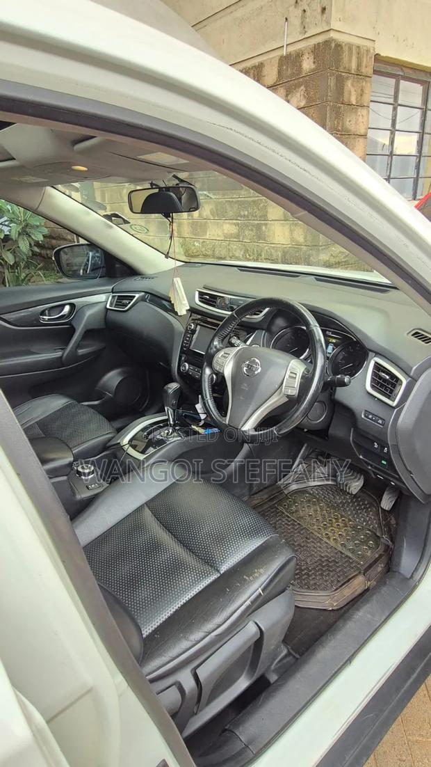 Nissan X-Trail 2015 White