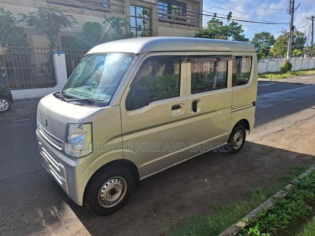 Suzuki Every Wagon 2020 Silver