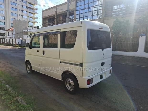 Suzuki Every Wagon 2019 White