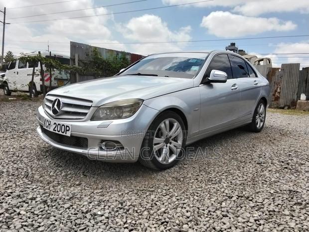 Mercedes-Benz C200 2009 Silver