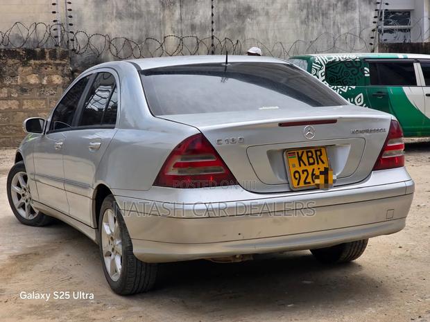 Mercedes-Benz C180 2007 Silver