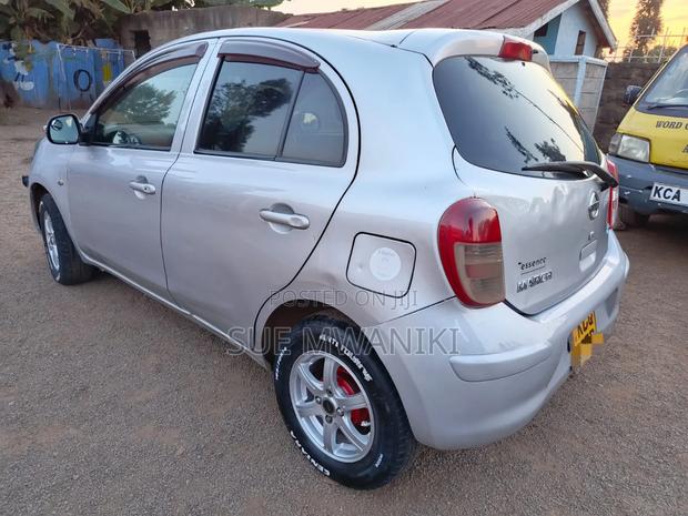 Nissan March 2012 Silver