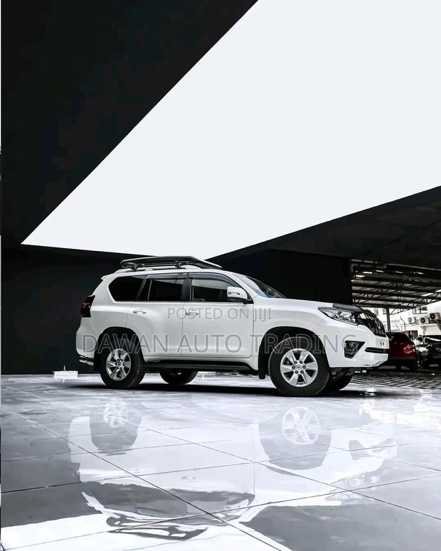 Toyota Land Cruiser Prado 2021 White