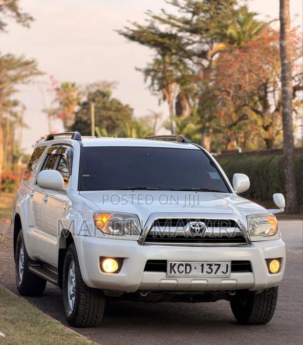 Toyota Hilux Surf 2008 White