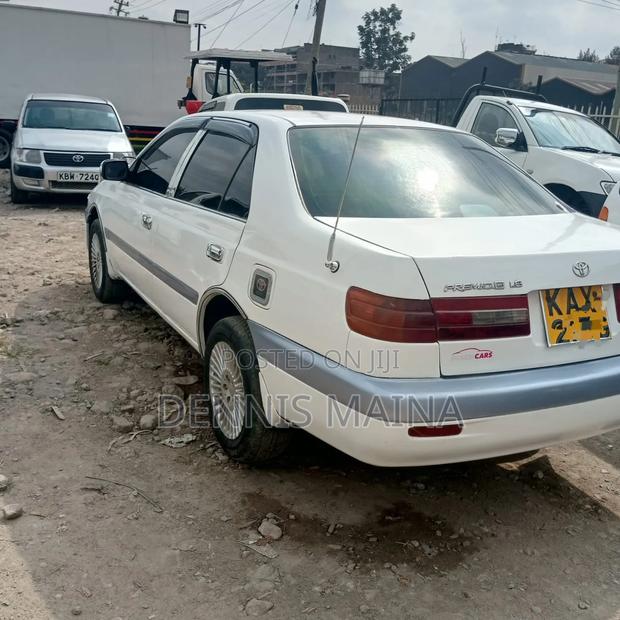 Toyota Corona Premio 1.8 FWD 1999 White