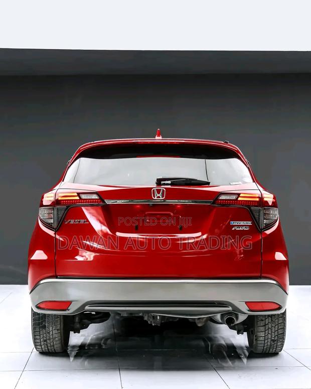 Honda Vezel 2019 Red