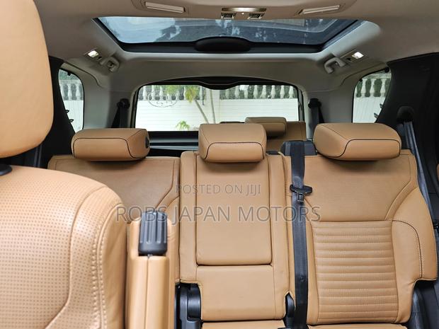 Land Rover Discovery HSE LUXURY 4x4 2018 Pearl