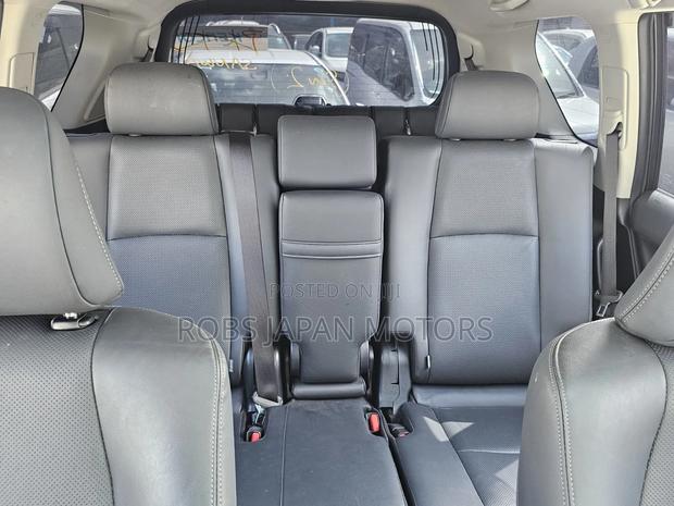 Toyota Land Cruiser Prado 2.8 2019 White
