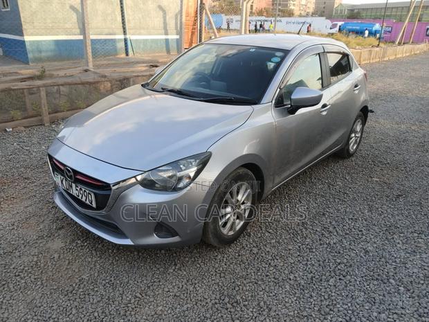 Mazda Demio 2016 Silver