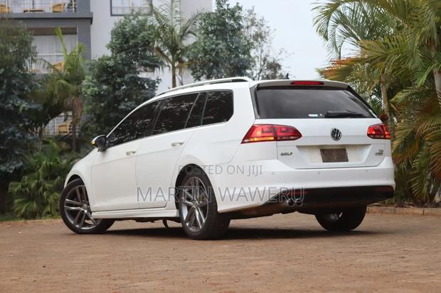 Volkswagen Golf Variant 2014 White