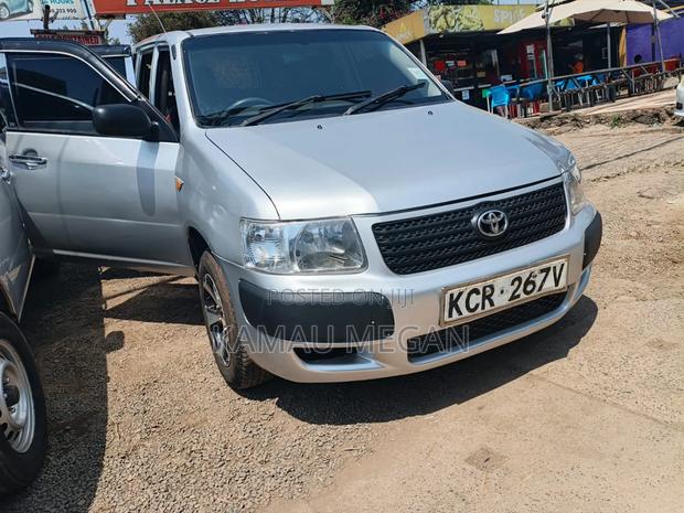 Toyota Succeed 2012 Silver