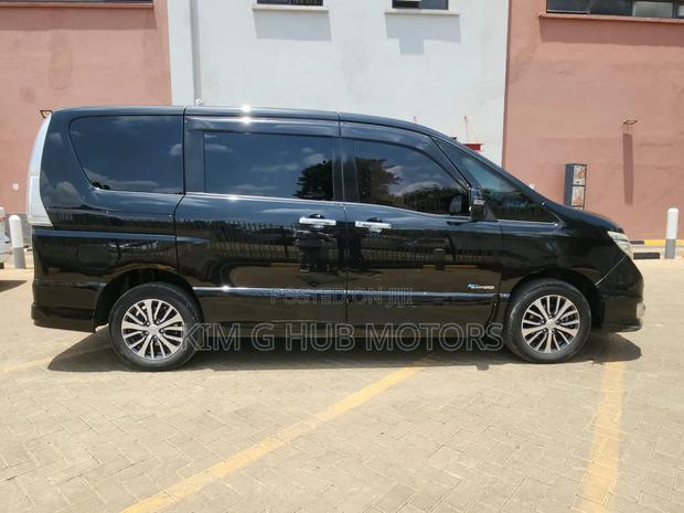 Nissan Serena 2016 Black
