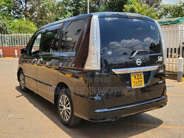 Nissan Serena 2016 Black