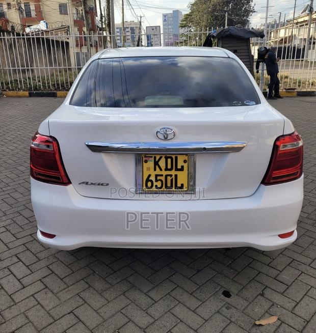 Toyota Axio 2015 White