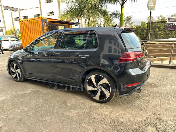 Volkswagen Golf GTI 2018 Black