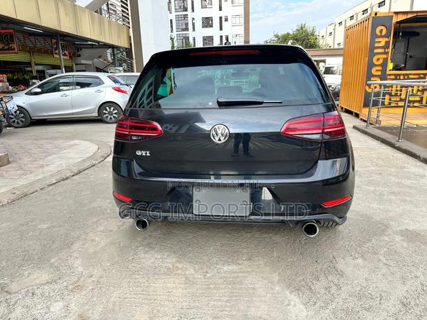 Volkswagen Golf GTI 2018 Black