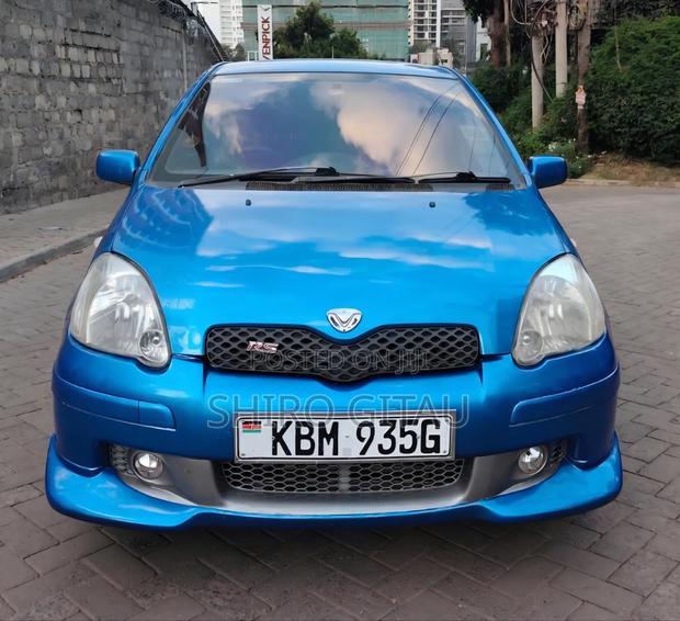 Toyota Vitz 1.3 FWD 5dr 2004 Blue