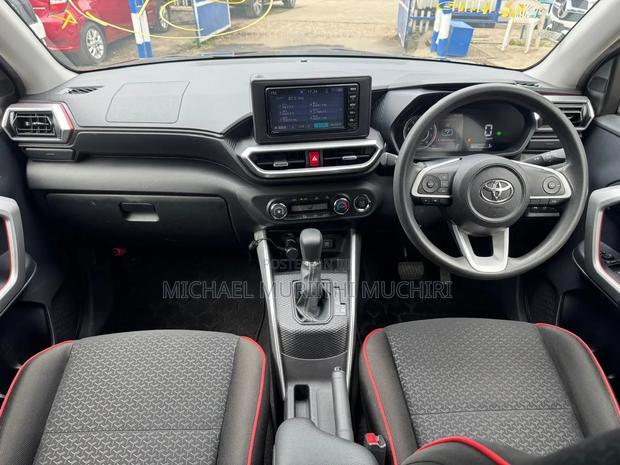 Toyota Raize 2020 Black