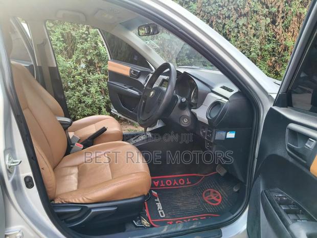 Toyota Axio 1.5 X 2WD 2014 Silver