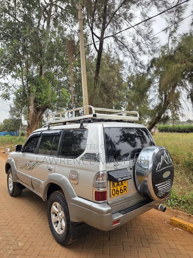 Toyota Land Cruiser Prado 2002 Silver