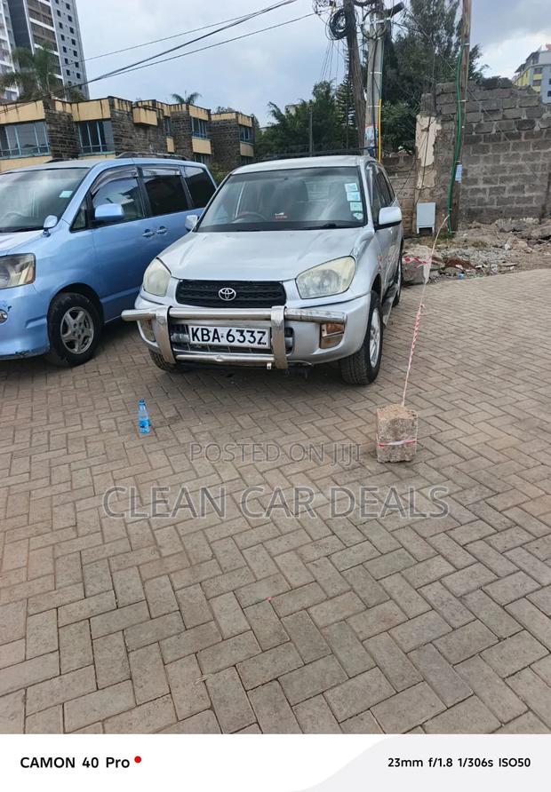 Toyota RAV4 2001 Silver