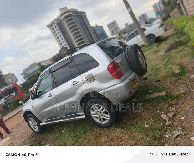 Toyota RAV4 2001 Silver
