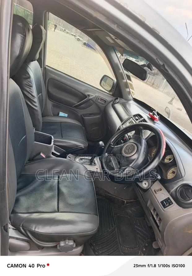 Toyota RAV4 2001 Silver