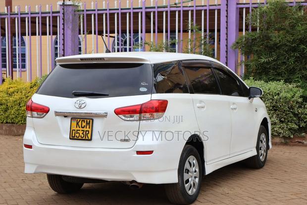 Toyota Wish 2010 White