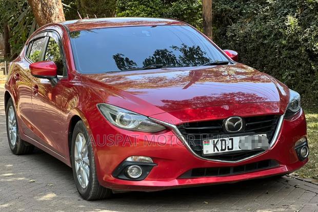 Mazda Axela 2015 Red