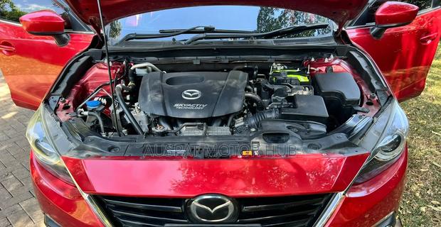 Mazda Axela 2015 Red