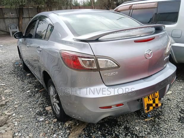 Mazda Axela SV Premium 2014