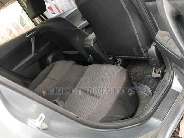 Mazda Axela SV Premium 2014