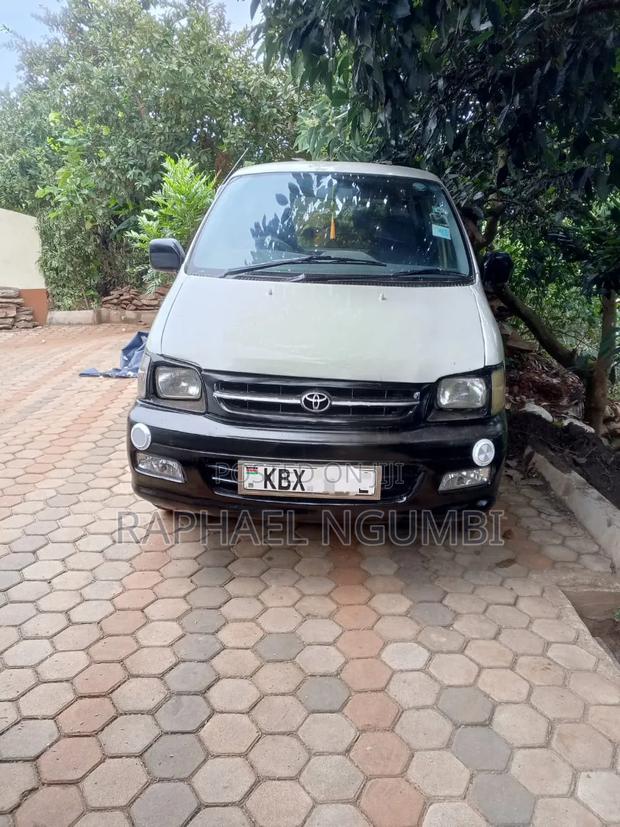 Toyota TownAce 2006 Silver