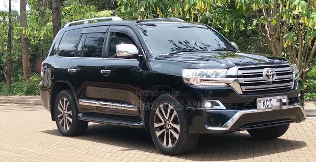 Toyota Land Cruiser Prado 2012 Black