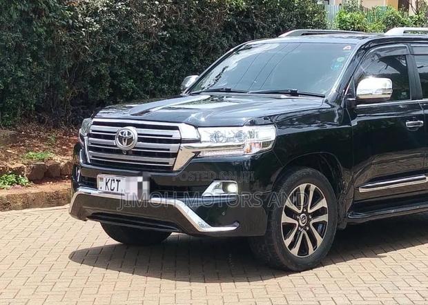 Toyota Land Cruiser Prado 2012 Black