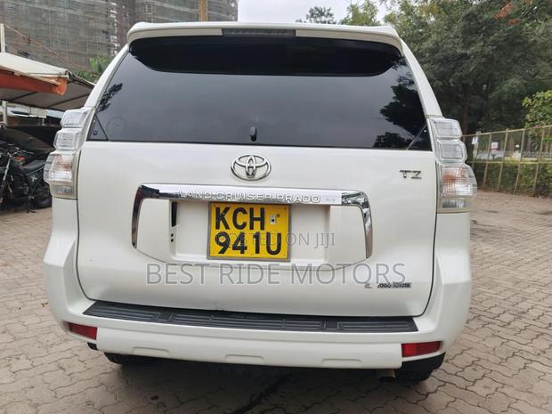 Toyota Land Cruiser Prado 4.0 Petrol TZ-G 2013 White