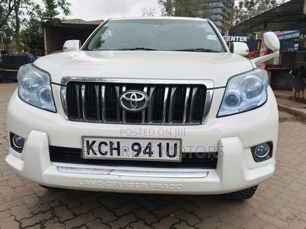 Toyota Land Cruiser Prado 4.0 Petrol TZ-G 2013 White
