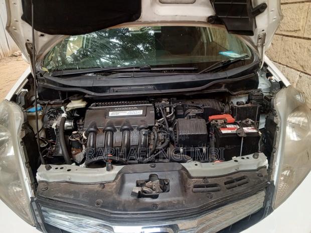 Honda Shuttle 2015 White