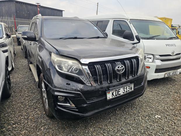 Toyota Land Cruiser Prado 2014 Black