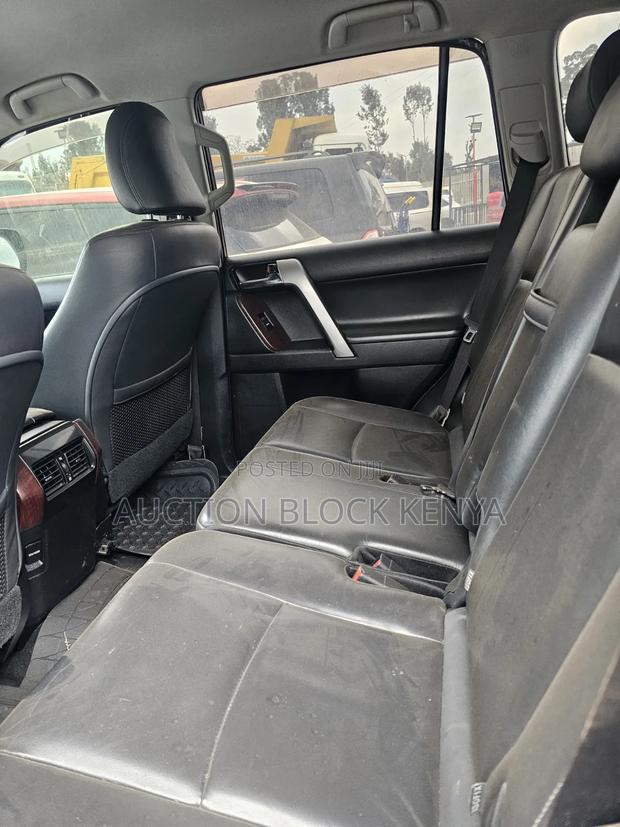 Toyota Land Cruiser Prado 2014 Black