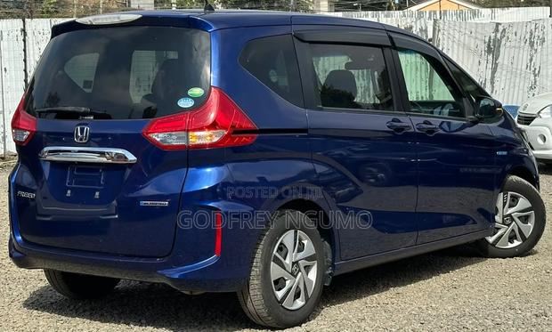 Honda Freed 2019 Blue