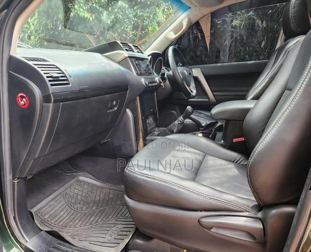 Toyota Land Cruiser Prado 2014
