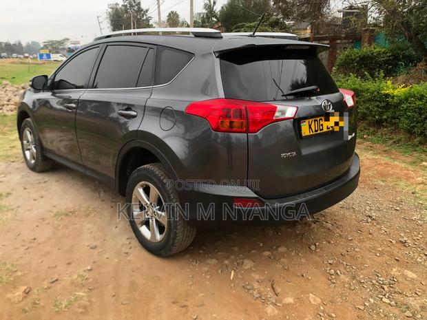 Toyota RAV4 LE 4dr SUV AWD (2.5L 4cyl 6A) 2015 Gray