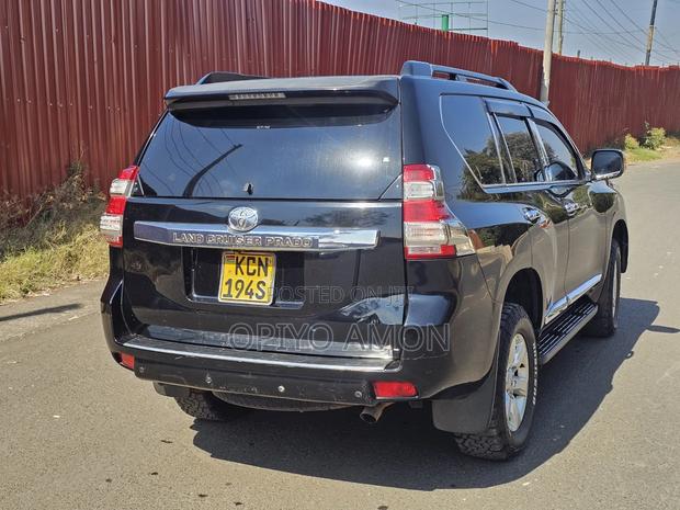 Toyota Land Cruiser Prado 2013 Black