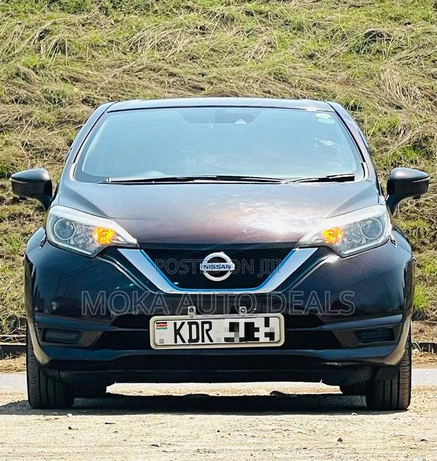 Nissan Note 1.2 Hybrid 2017 Blue