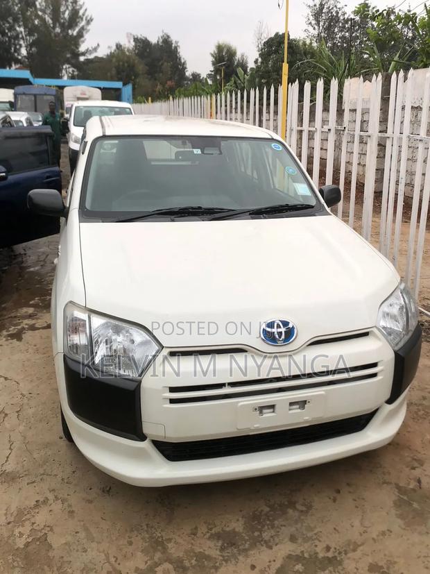 Toyota Probox 1.5 DX 2WD 2019 White