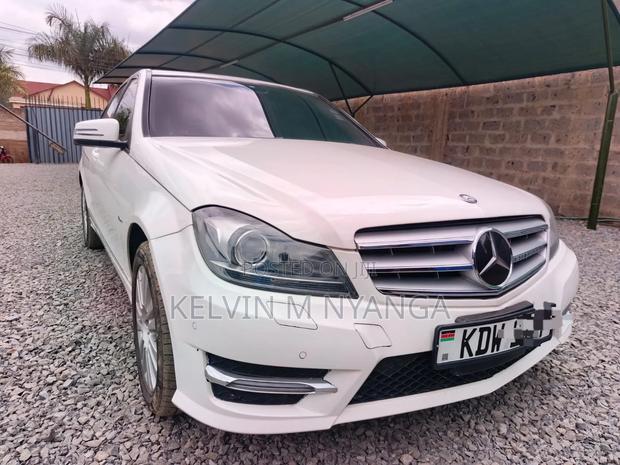 Mercedes-Benz C200 2014 White