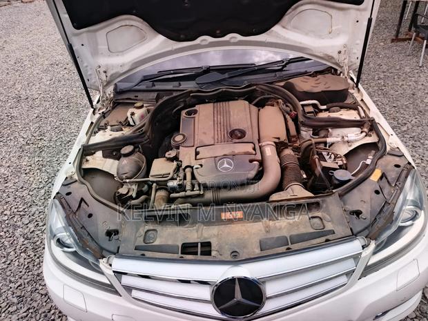 Mercedes-Benz C200 2014 White