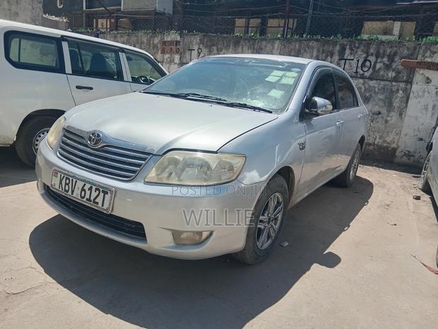 Toyota Corolla 2006 Silver